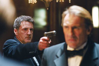 Daniel Auteuil and Gérard Depardieu exchange pleasantries.