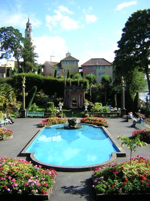 The square in the middle of Portmeirion, 5th September 2005
