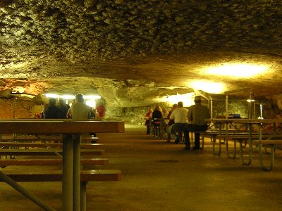 Lunch in Snowball cave, KY, 2nd September 2004.